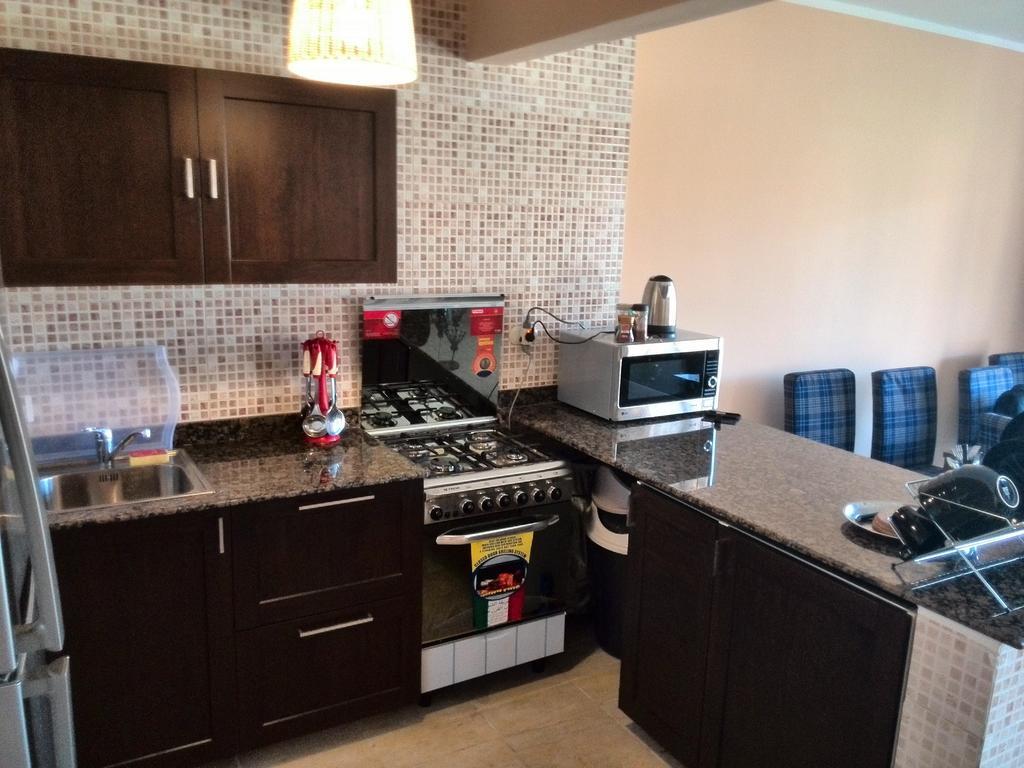 Three-Bedroom Garden Chalet At Marina Wadi Degla For Families Ain Sukhna Habitación foto